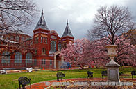 滑鐵盧大學生活費多少錢？