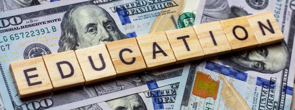 英美留學(xué)學(xué)費(fèi).jpg 英美留學(xué)學(xué)費(fèi).jpg