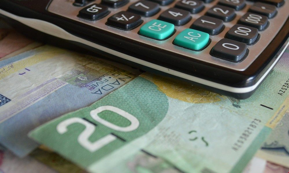 加拿大留學一年30萬夠嗎.jpg 加拿大留學一年30萬夠嗎.jpg