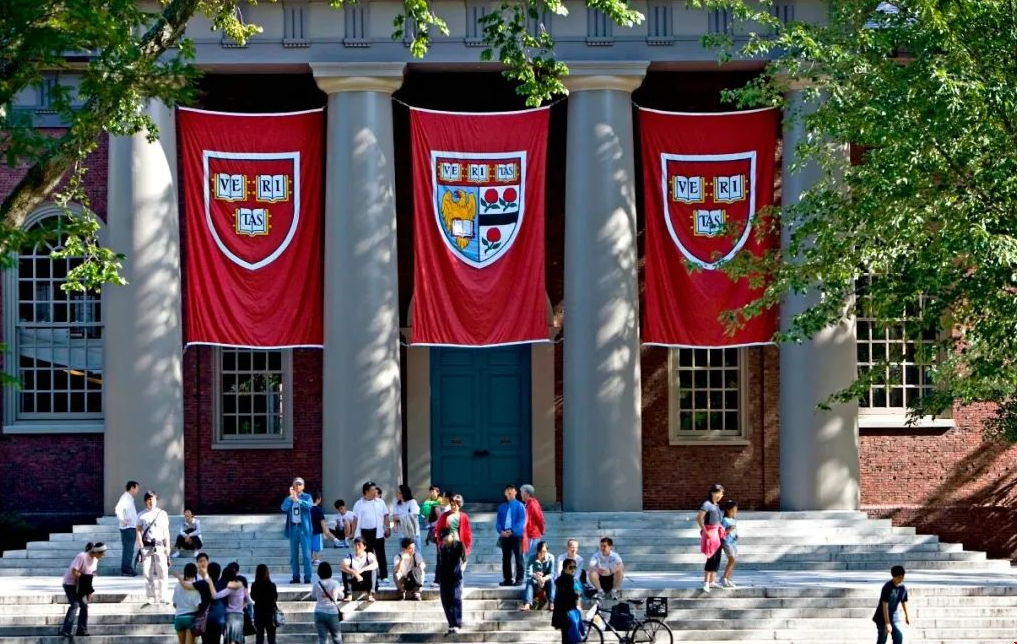 美國哈佛大學(xué).png 哈佛大學(xué)5.png